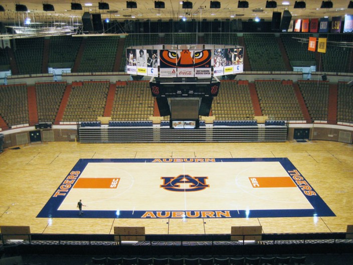 Beard Eaves Memorial Coliseum 04